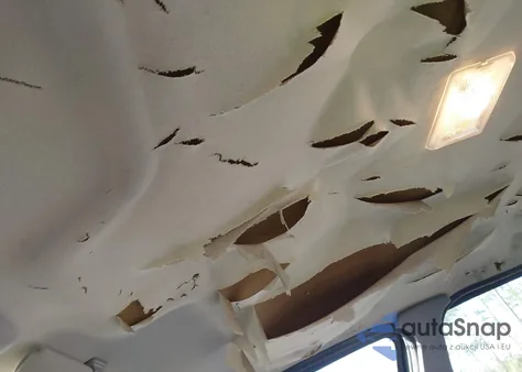 1995 Ford Taurus Gl/Se from USA, damaged, VIN 1FALP52U6SG107012